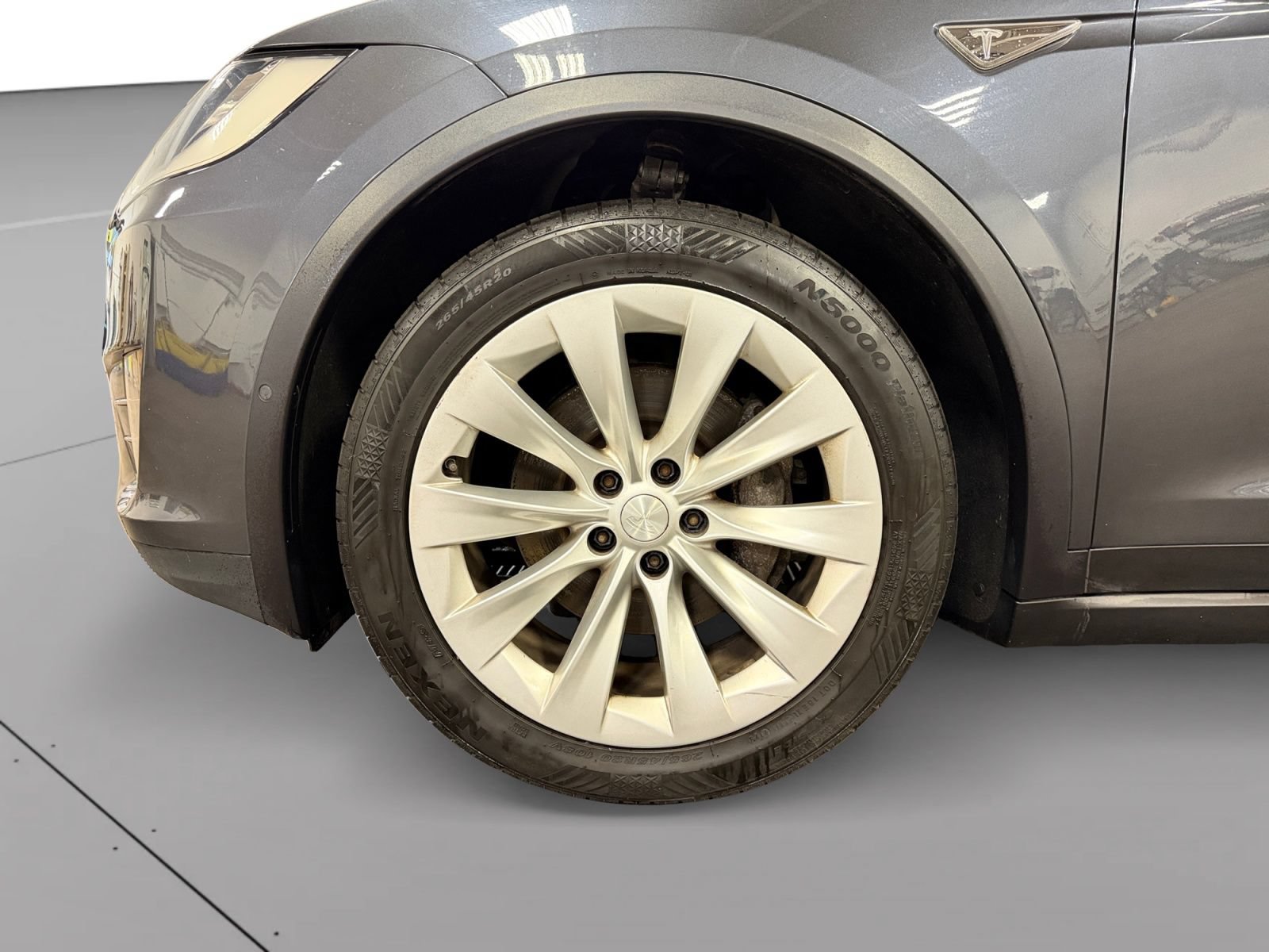 Used 2016 Tesla Model X 75D AWD/4WD image 14