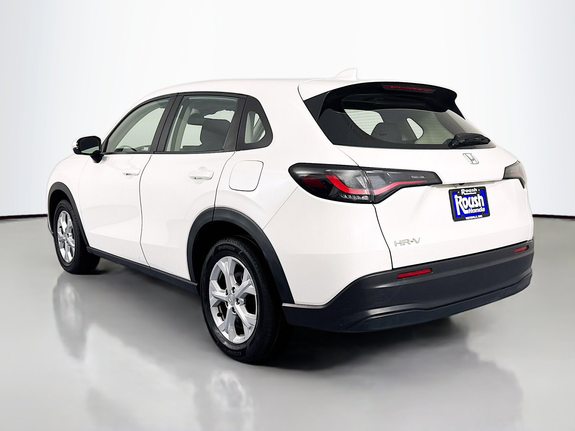 Certified 2023 Honda HR-V LX image 7