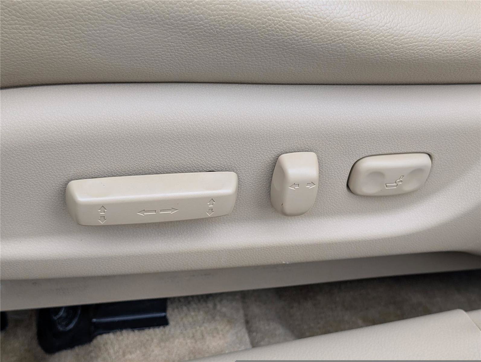 Used 2012 Honda Accord EX-L image 19