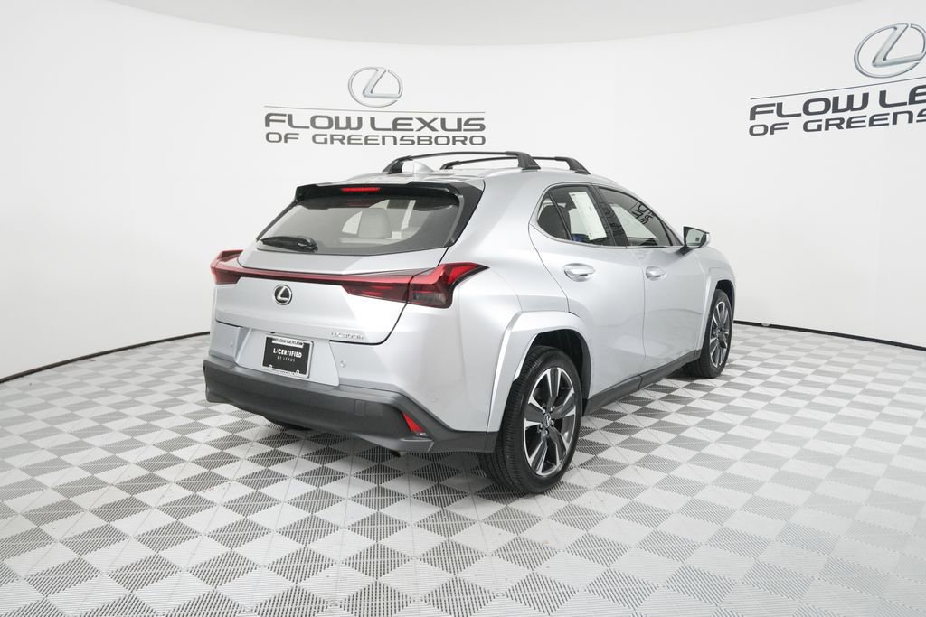 Certified 2025 Lexus UX 300h FWD w/ Accessory Package (Z2) image 7