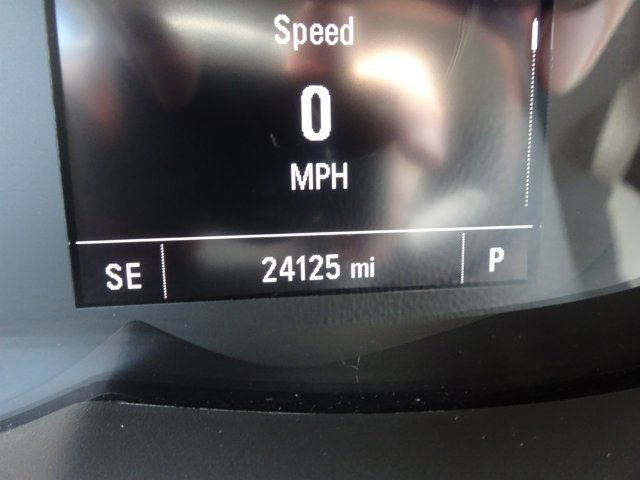 Used 2022 Chevrolet Trax LS w/ Tint and Cruise Package AWD/4WD image 22