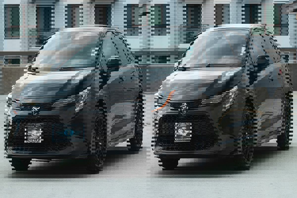 Used 2021 Toyota Corolla LE image 5