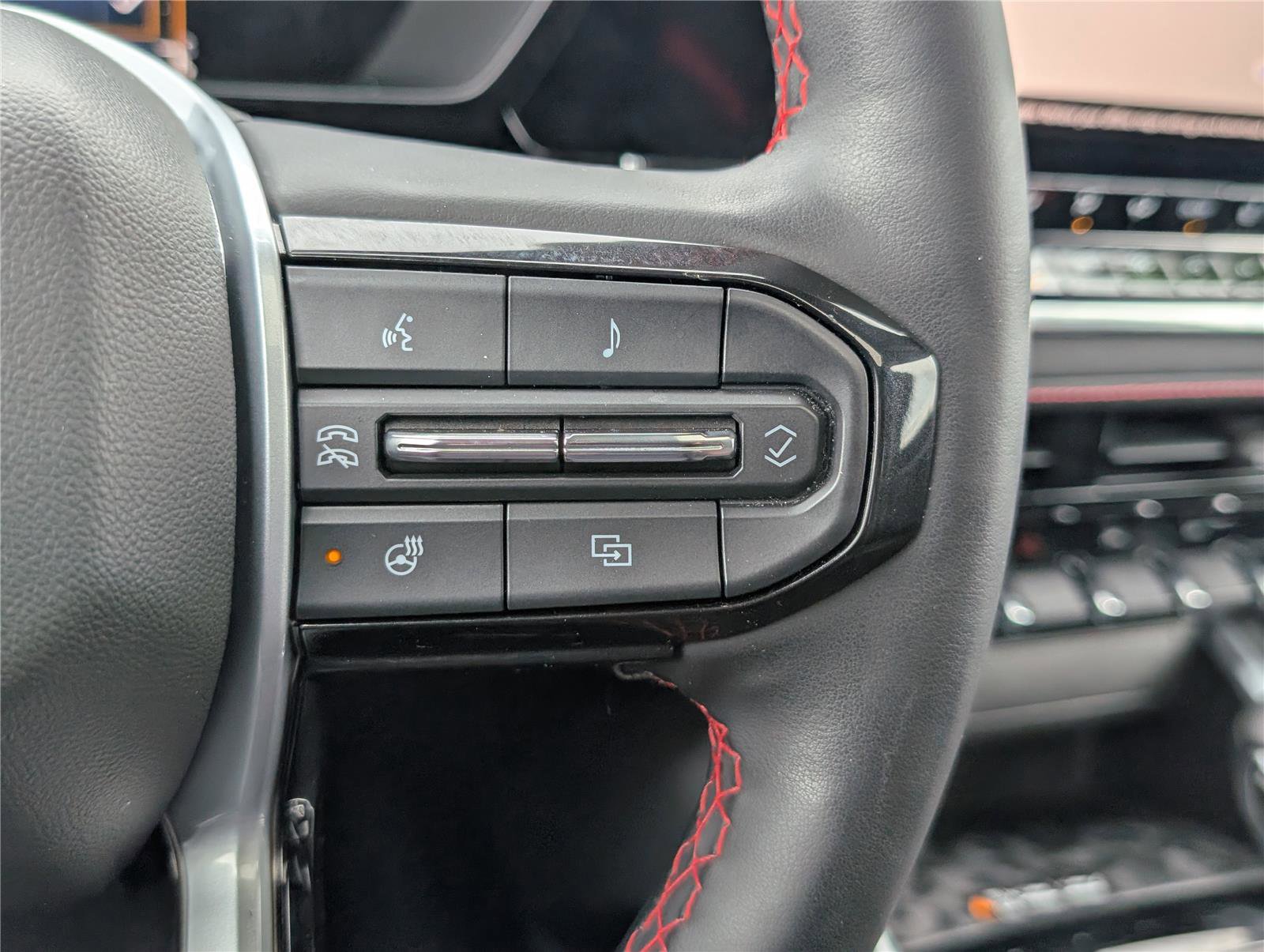 Used 2023 Chevrolet Colorado Z71 w/ Z71 Convenience Package 2 image 23