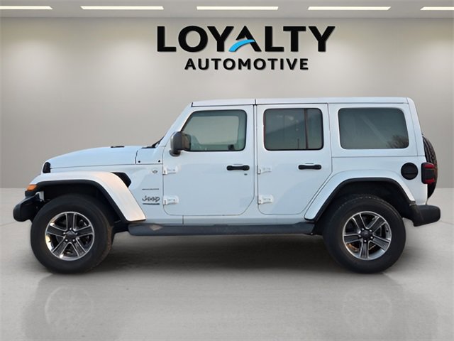 Used 2019 Jeep Wrangler Unlimited Sahara image 2
