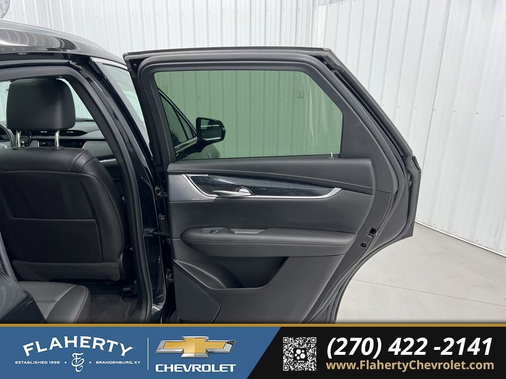Used 2023 Cadillac XT5 Premium Luxury image 12