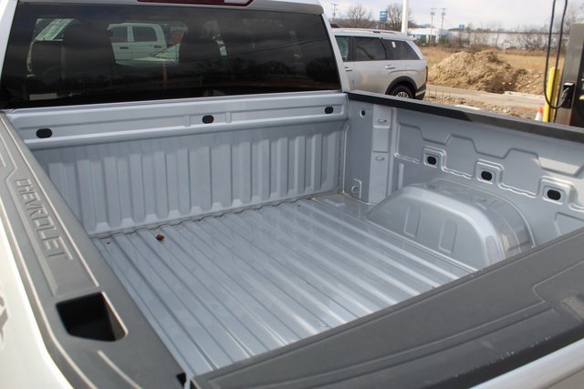 Used 2022 Chevrolet Silverado 1500 LT image 5