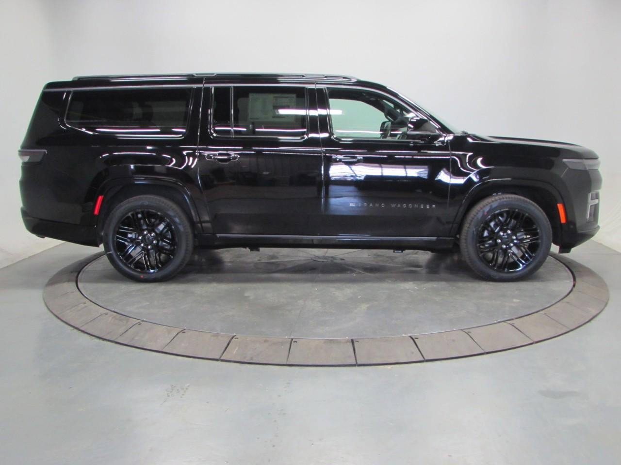 New 2026 Jeep Grand Wagoneer L Limited image 8