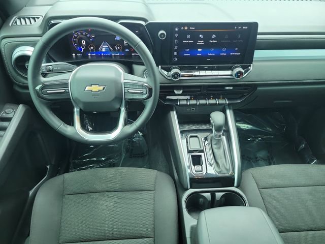 Used 2024 Chevrolet Colorado LT image 15