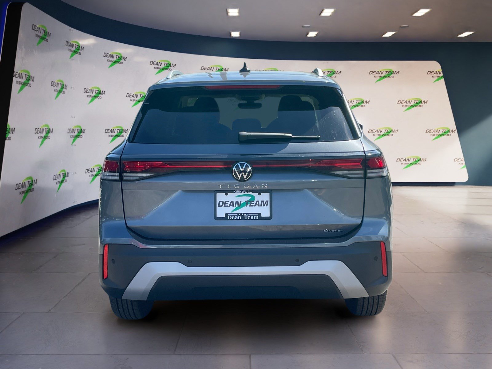 New 2025 Volkswagen Tiguan S AWD/4WD image 8