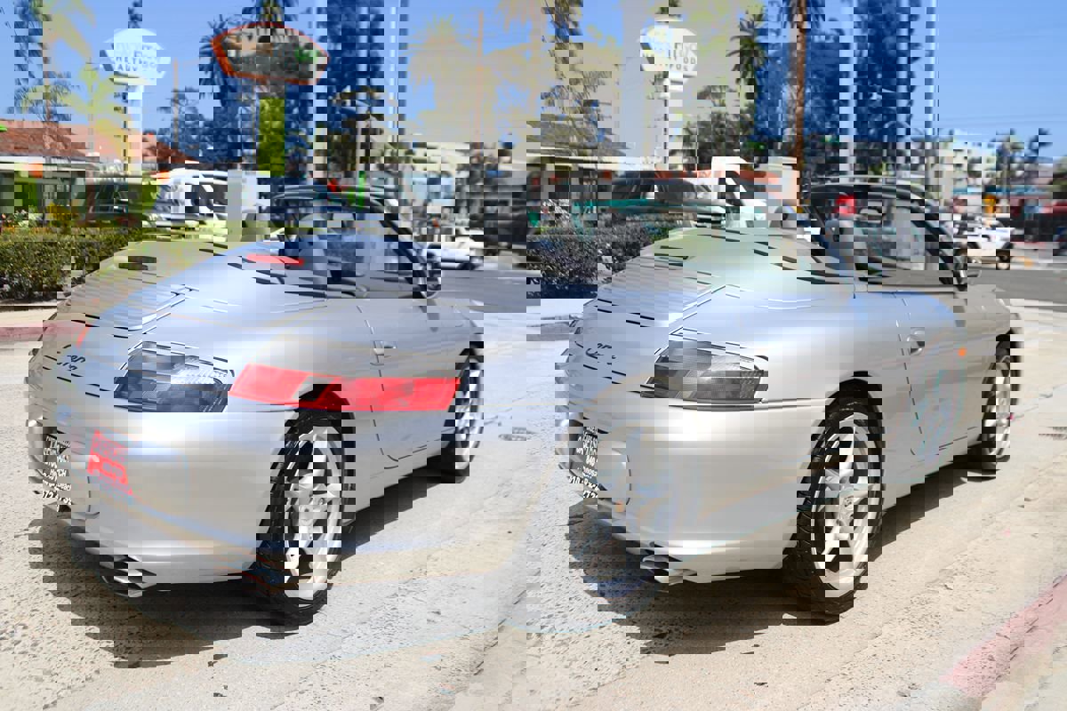 Used 2003 Porsche 911 Cabriolet image 6