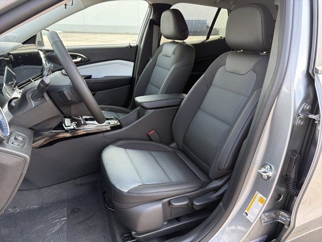 New 2026 Chevrolet Trax LT w/ LT Convenience Package image 11