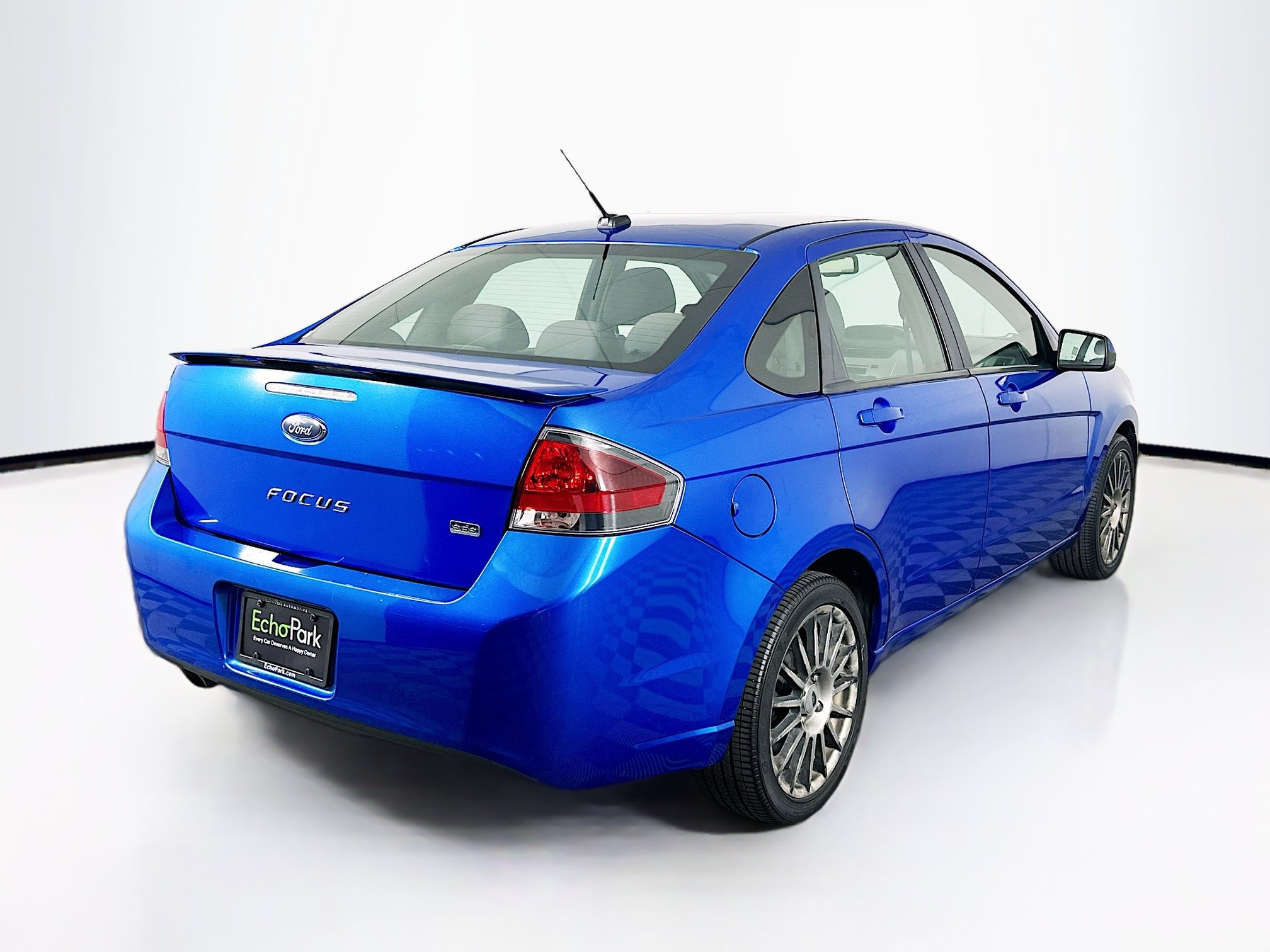 Used 2011 Ford Focus SES w/ 401A Rapid Spec Order Code FWD image 9