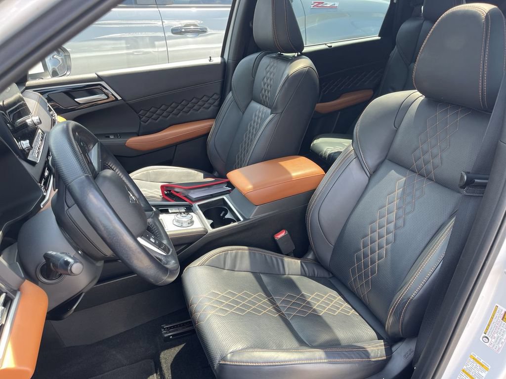 Used 2022 Mitsubishi Outlander SEL AWD/4WD image 9