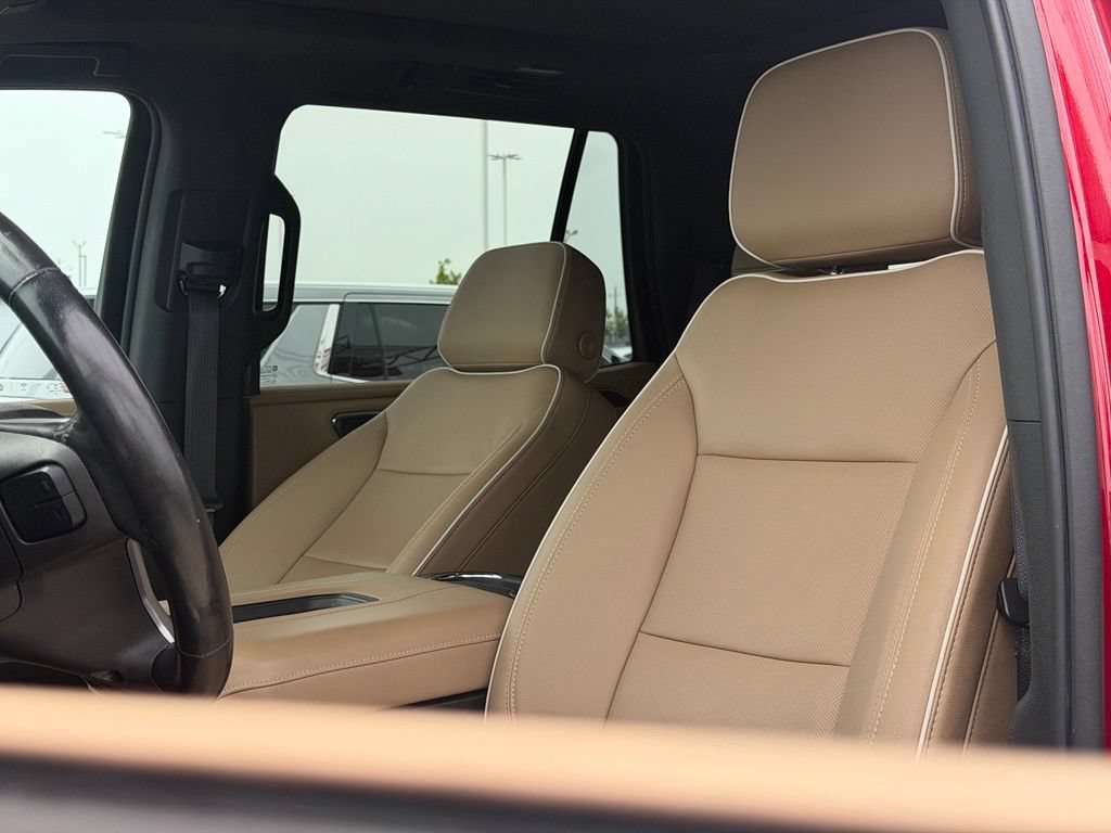 Used 2023 Chevrolet Tahoe Premier AWD/4WD image 19