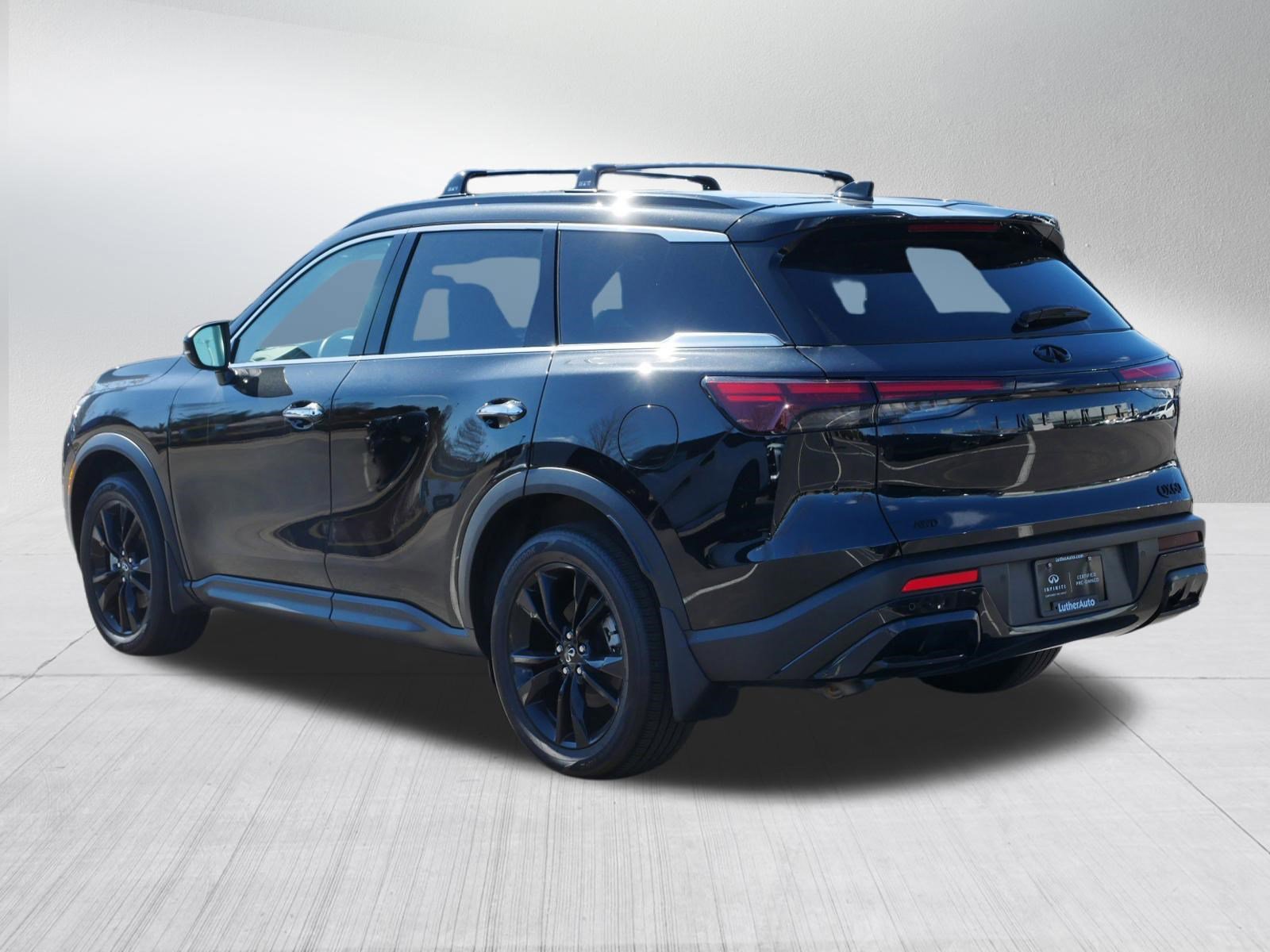 Certified 2025 INFINITI QX60 Luxe w/ Black Edition AWD/4WD image 5