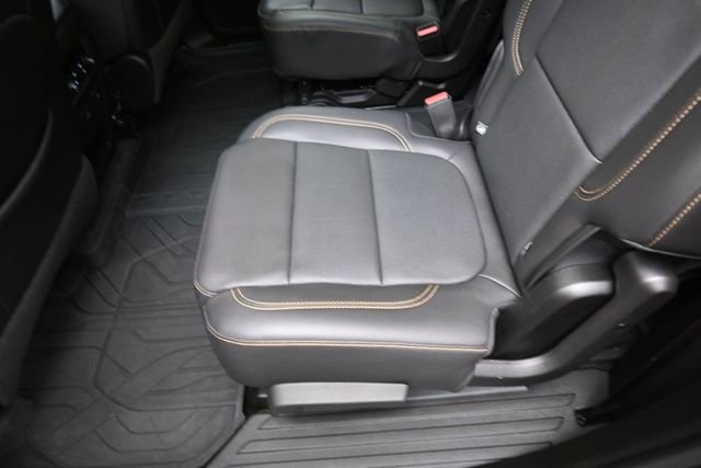 Used 2021 Chevrolet Traverse Premier w/ LPO, Floor Liner Package AWD/4WD image 23