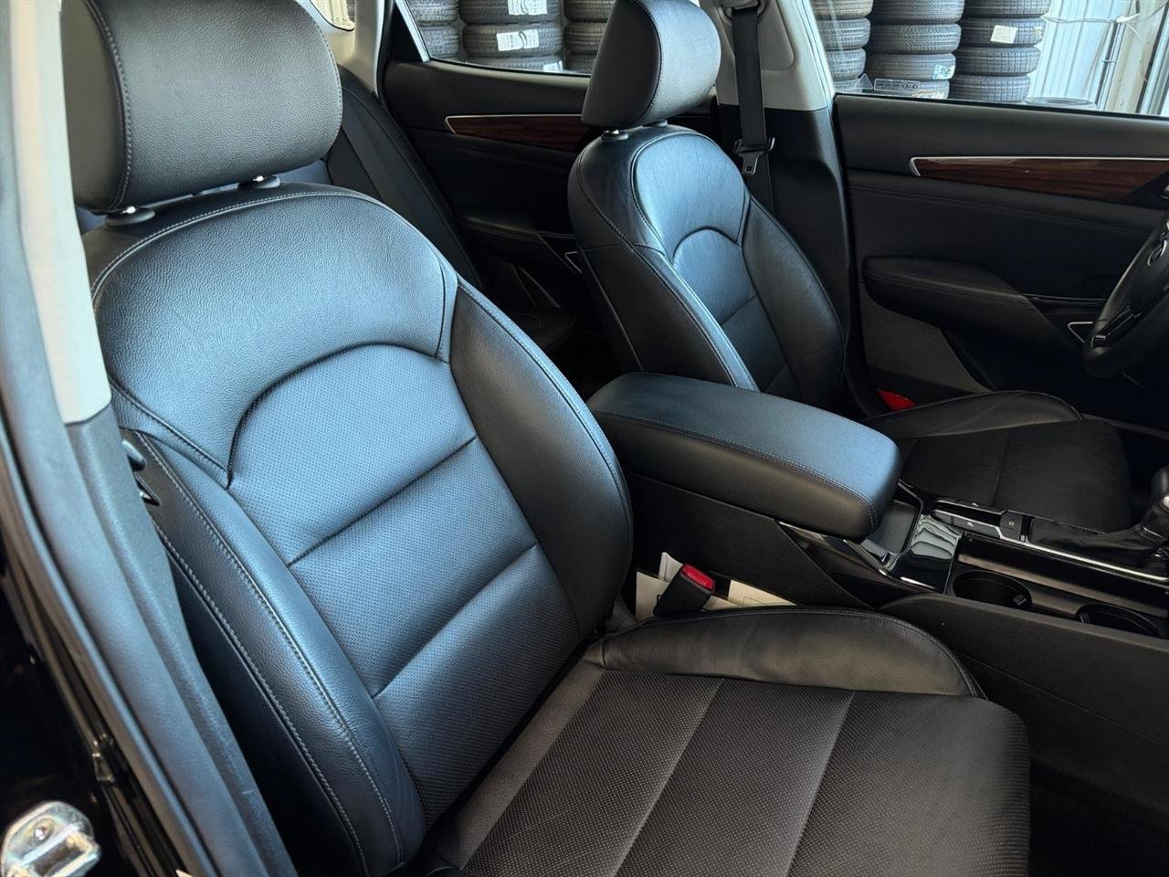 Used 2019 Kia Cadenza Premium FWD image 38