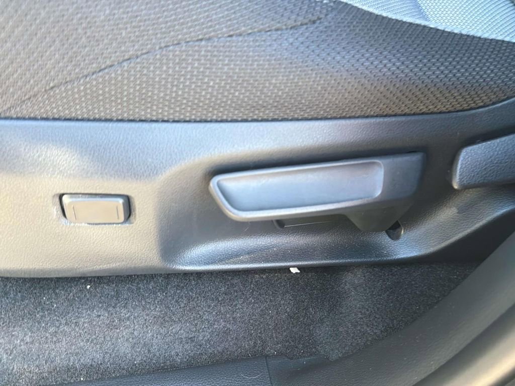 Certified 2025 Toyota 4Runner TRD Off-Road image 27