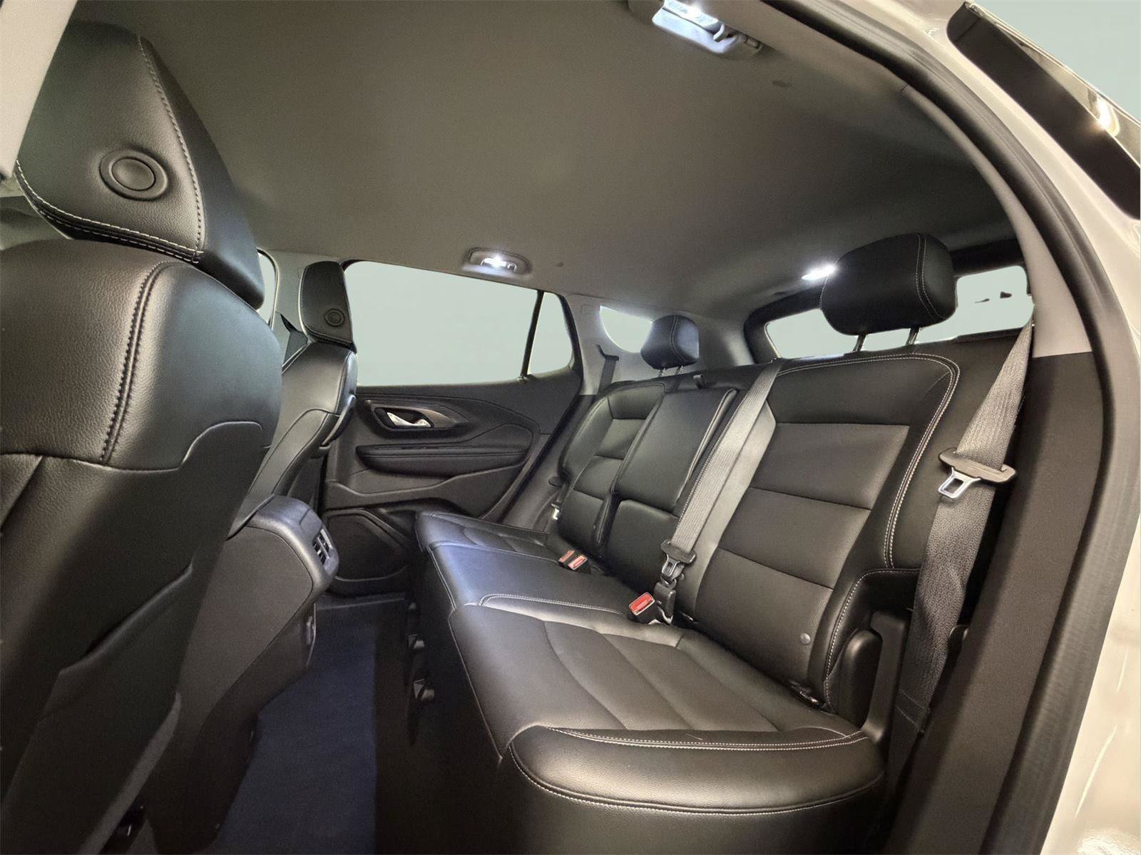 Certified 2024 GMC Terrain SLT AWD/4WD image 28