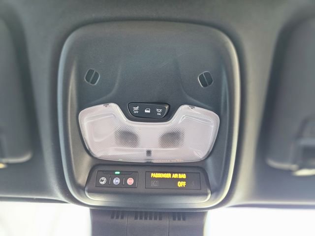 Used 2024 Chevrolet Colorado W/T image 25