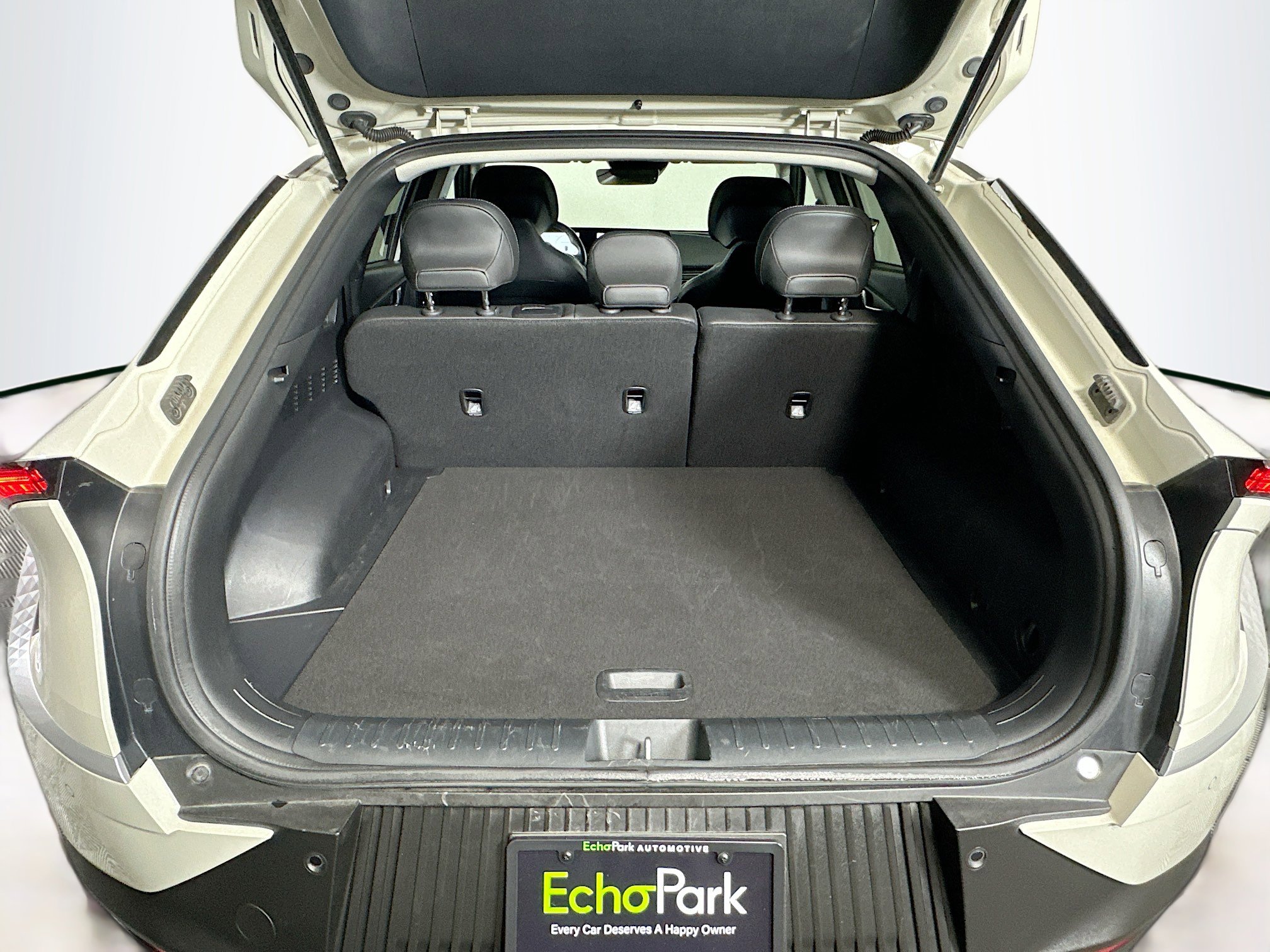 Used 2024 Kia EV6 Light image 29