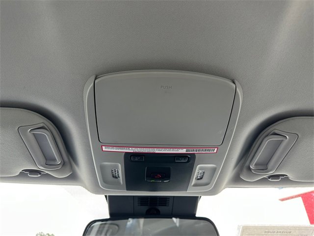 Used 2025 Toyota Camry LE image 27