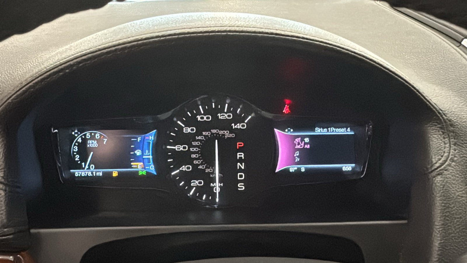 Used 2015 Lincoln MKX AWD w/ Equipment Group 102A image 15