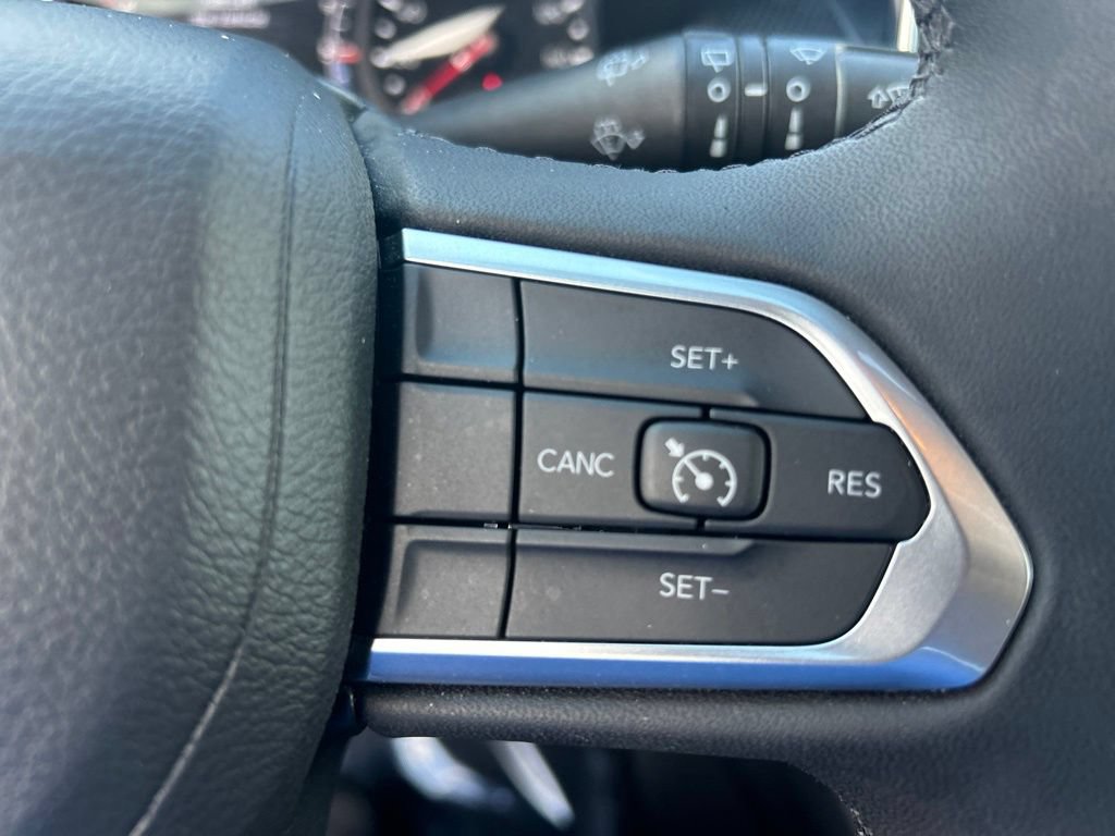 Certified 2024 Jeep Compass Latitude w/ Convenience Group AWD/4WD image 44