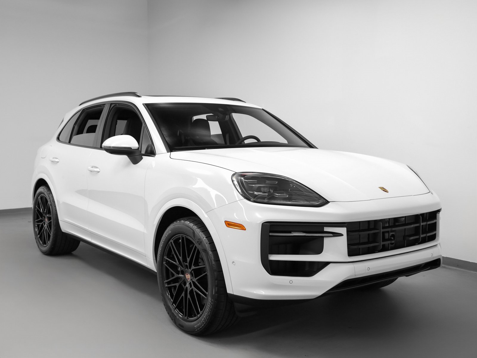 Used 2025 Porsche Cayenne image 10