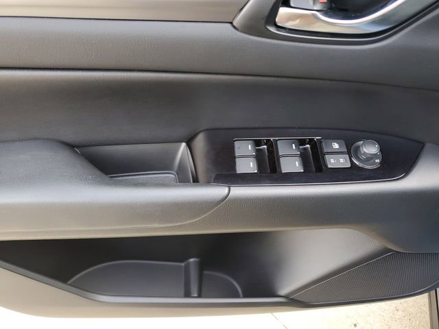 Used 2020 MAZDA CX-5 Touring image 20