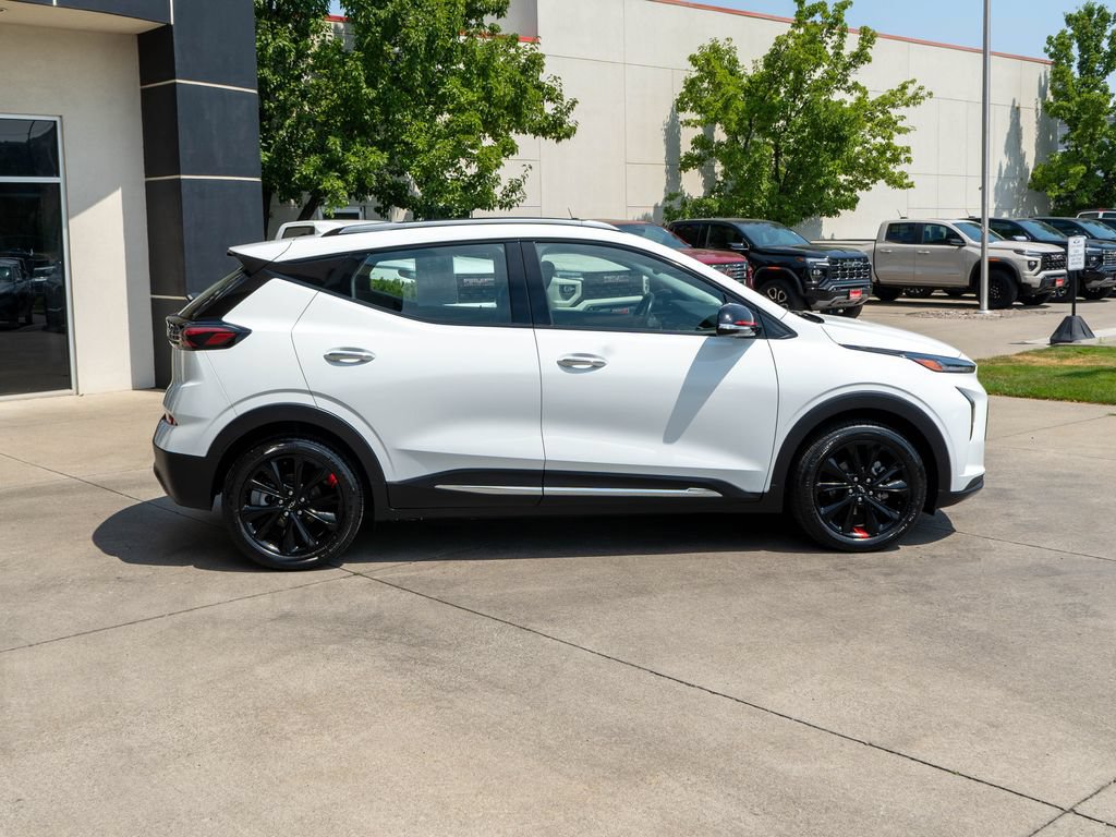 Certified 2023 Chevrolet Bolt EUV Premier w/ Redline Edition FWD image 8