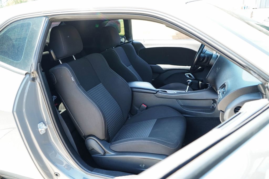 Used 2023 Dodge Challenger R/T w/ Blacktop Package image 34