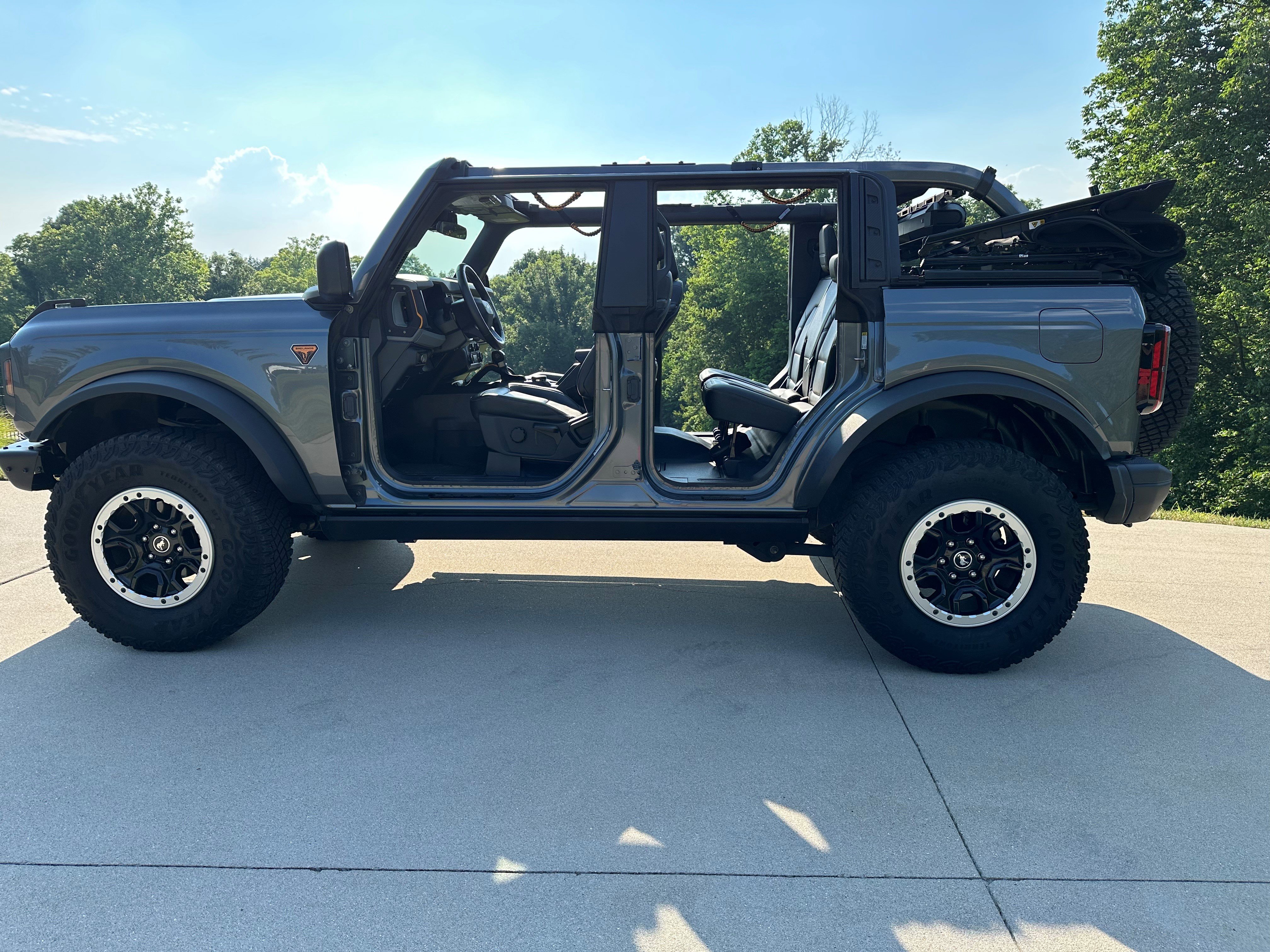 Used 2021 Ford Bronco Badlands w/ Sasquatch Package image 43