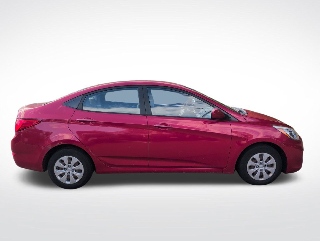 Used 2016 Hyundai Accent SE FWD image 9
