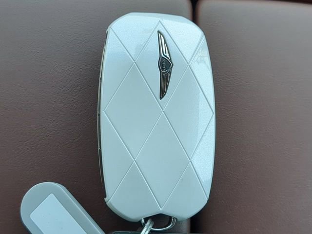 Used 2025 Genesis G90 3.5T AWD/4WD image 27