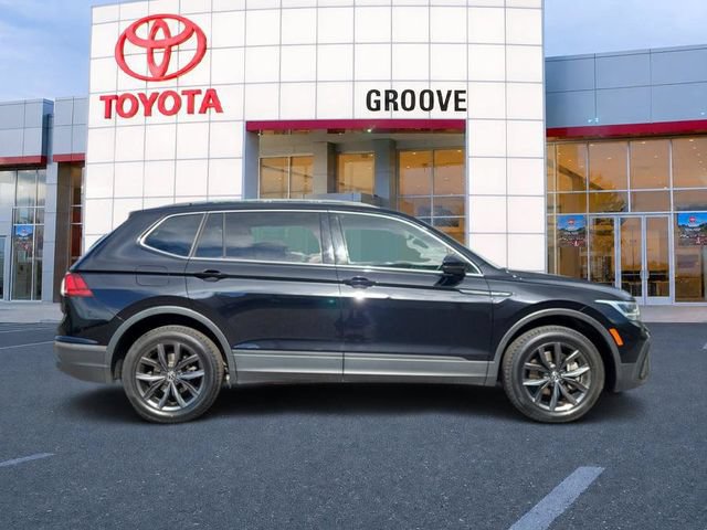 Used 2022 Volkswagen Tiguan SE AWD/4WD image 7