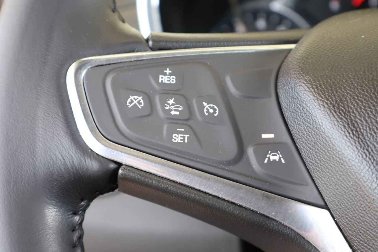 Used 2020 Chevrolet Equinox LT FWD image 23