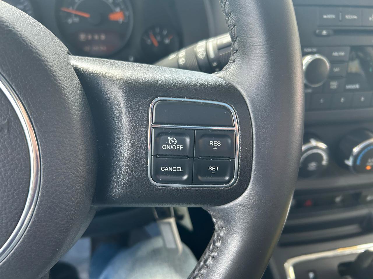 Used 2016 Jeep Patriot High Altitude AWD/4WD image 20