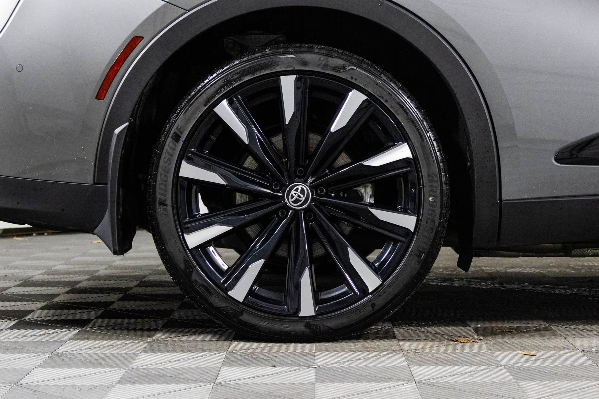 Used 2024 Toyota Crown Platinum image 41