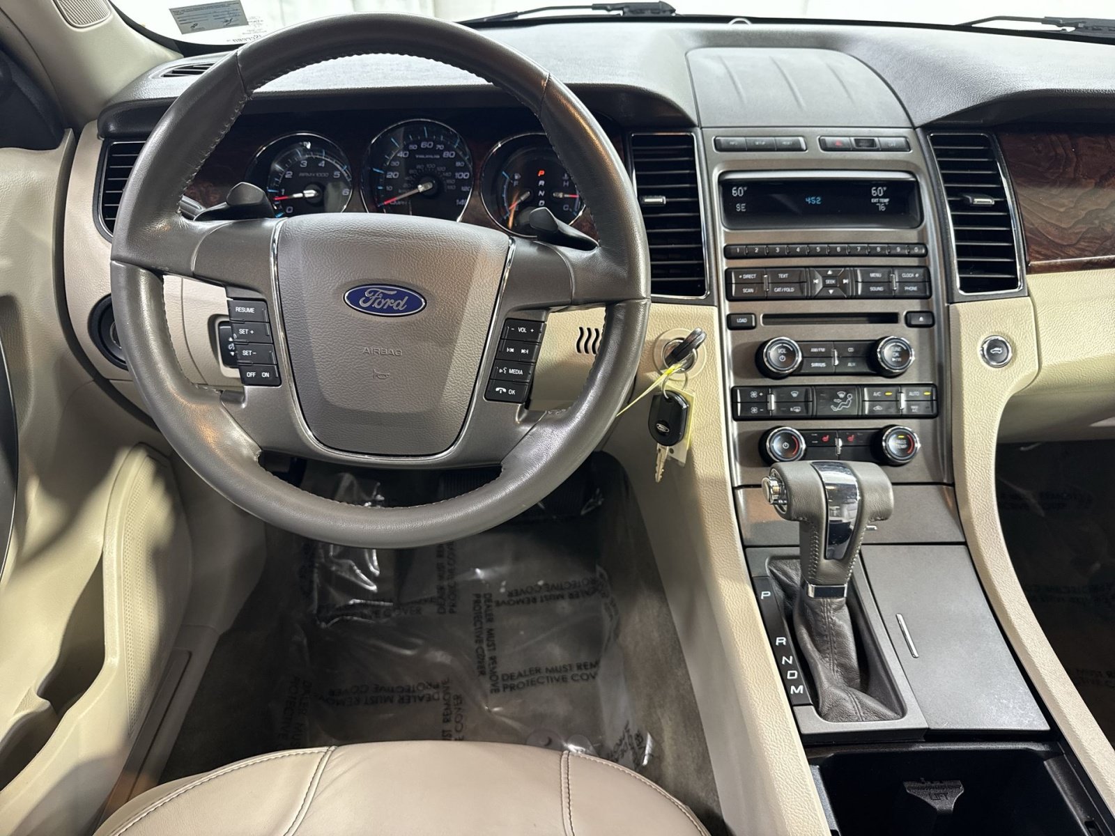 Used 2012 Ford Taurus SEL FWD image 35