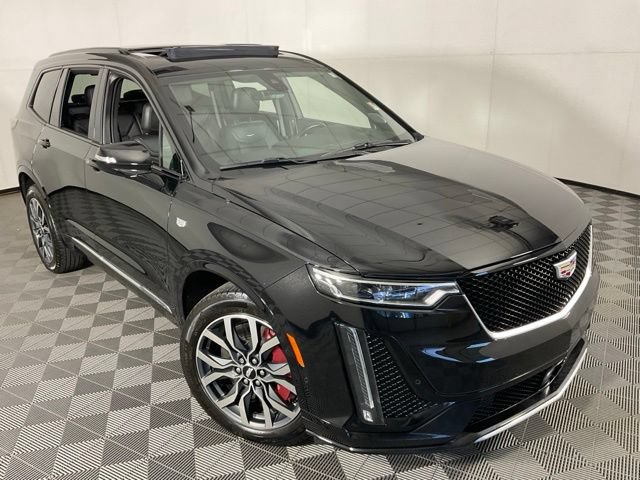 Used 2024 Cadillac XT6 Sport w/ Technology Package AWD/4WD image 38