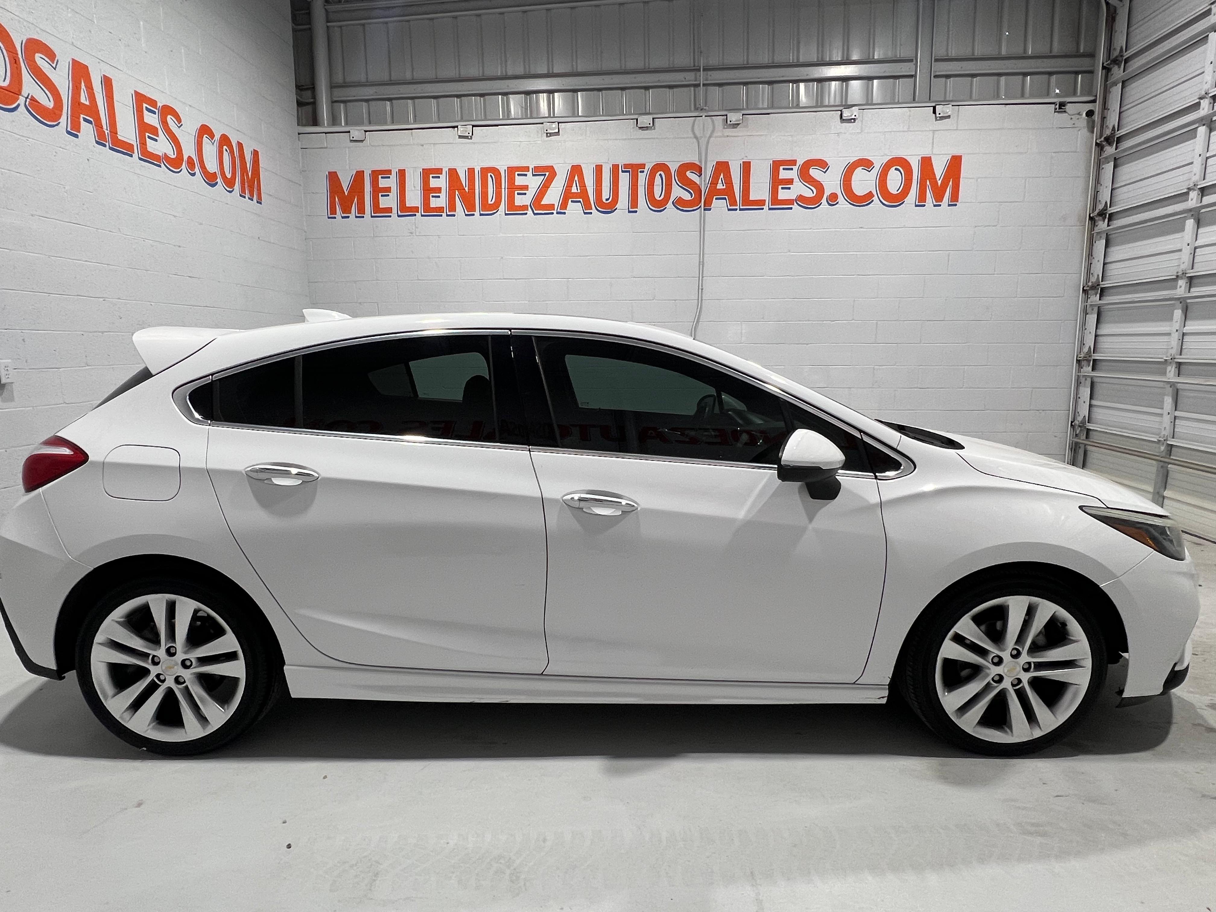 Used 2018 Chevrolet Cruze Premier FWD image 6