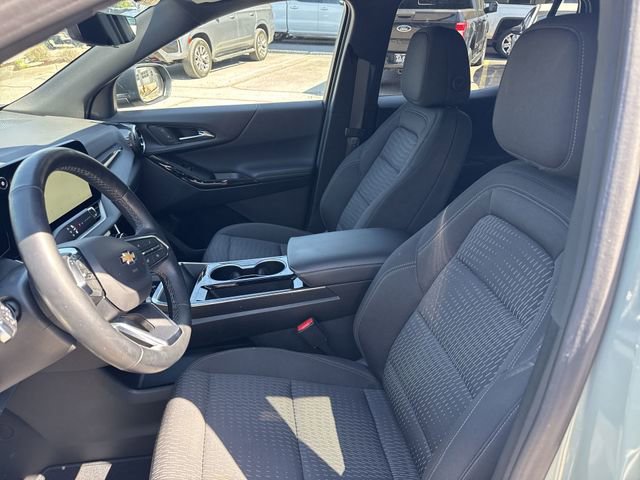 Used 2025 Chevrolet Equinox LT w/ Safety and Technology Package image 18