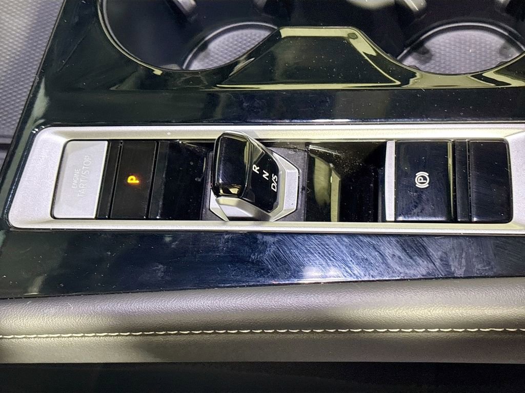 Certified 2024 Volkswagen Atlas Cross Sport SEL Premium R-Line image 18