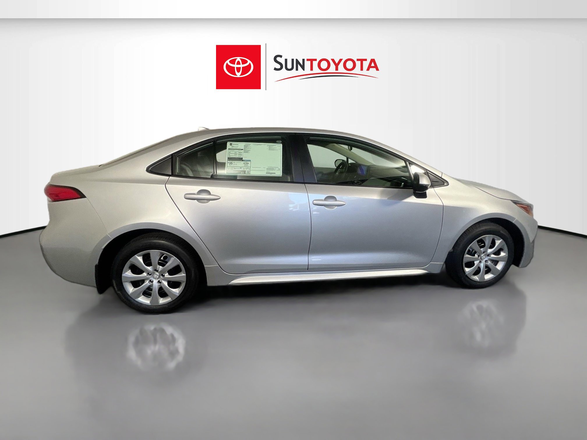 New 2025 Toyota Corolla LE image 2