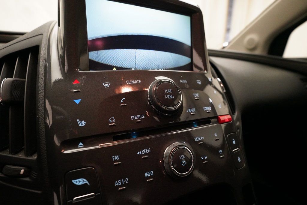 Used 2013 Chevrolet Volt Premium w/ Premium Trim Package image 19