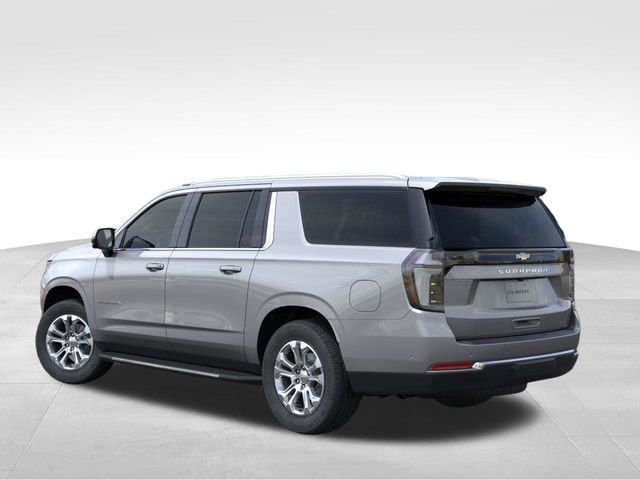 New 2026 Chevrolet Suburban LT AWD/4WD image 3