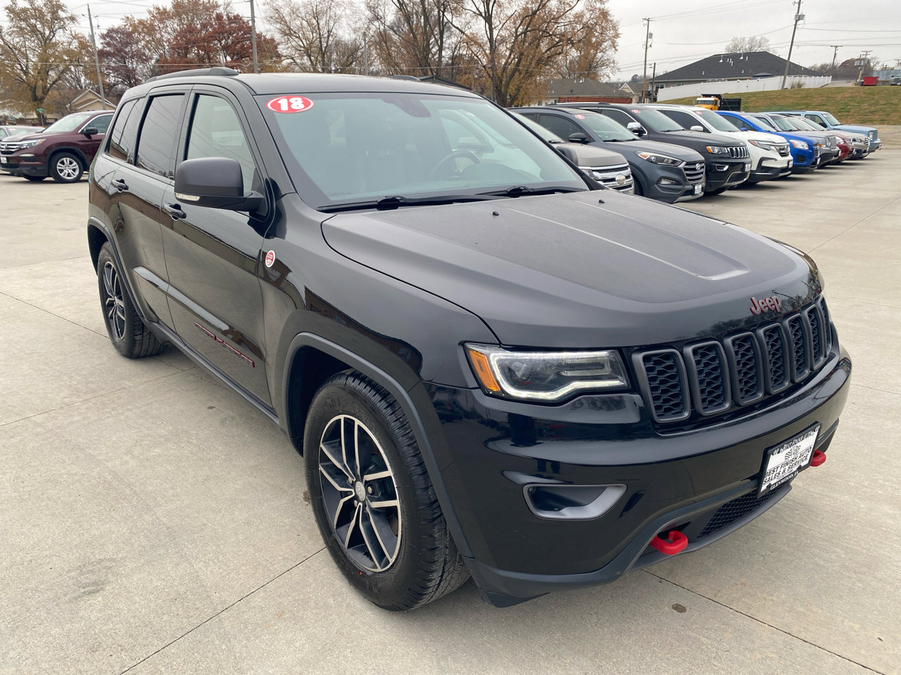 Used 2018 Jeep Grand Cherokee Trailhawk w/ Trailhawk Luxury Group image 4
