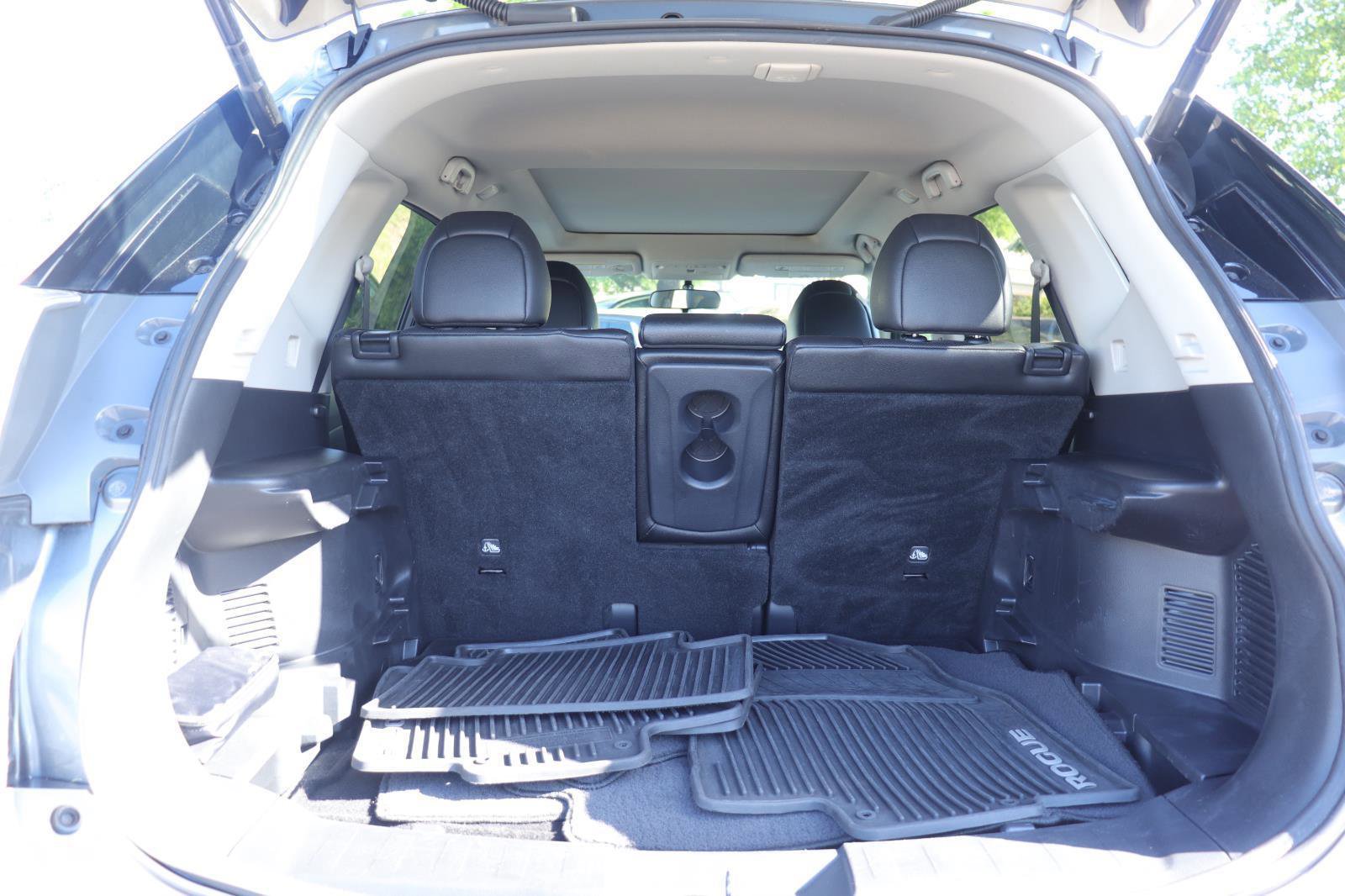 Used 2016 Nissan Rogue SL w/ SL Premium Package FWD image 17