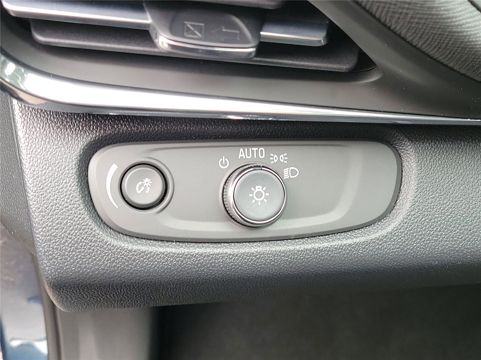 New 2026 Buick Envista Preferred w/ Convenience I Package image 23